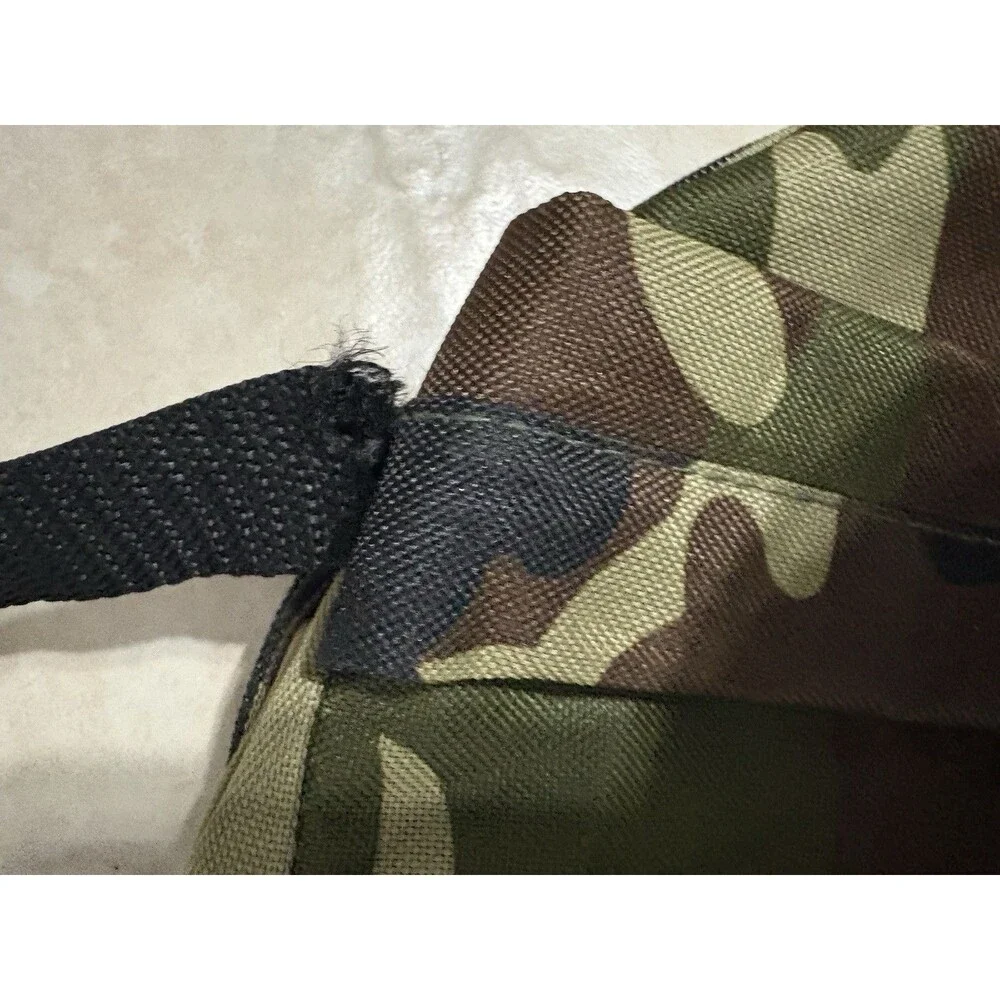 Army Camouflage Multicolor Zip Backpack, Adjustable Straps